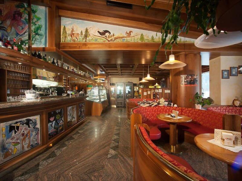 Hotel Stella Alpina Фалкаде Екстериор снимка