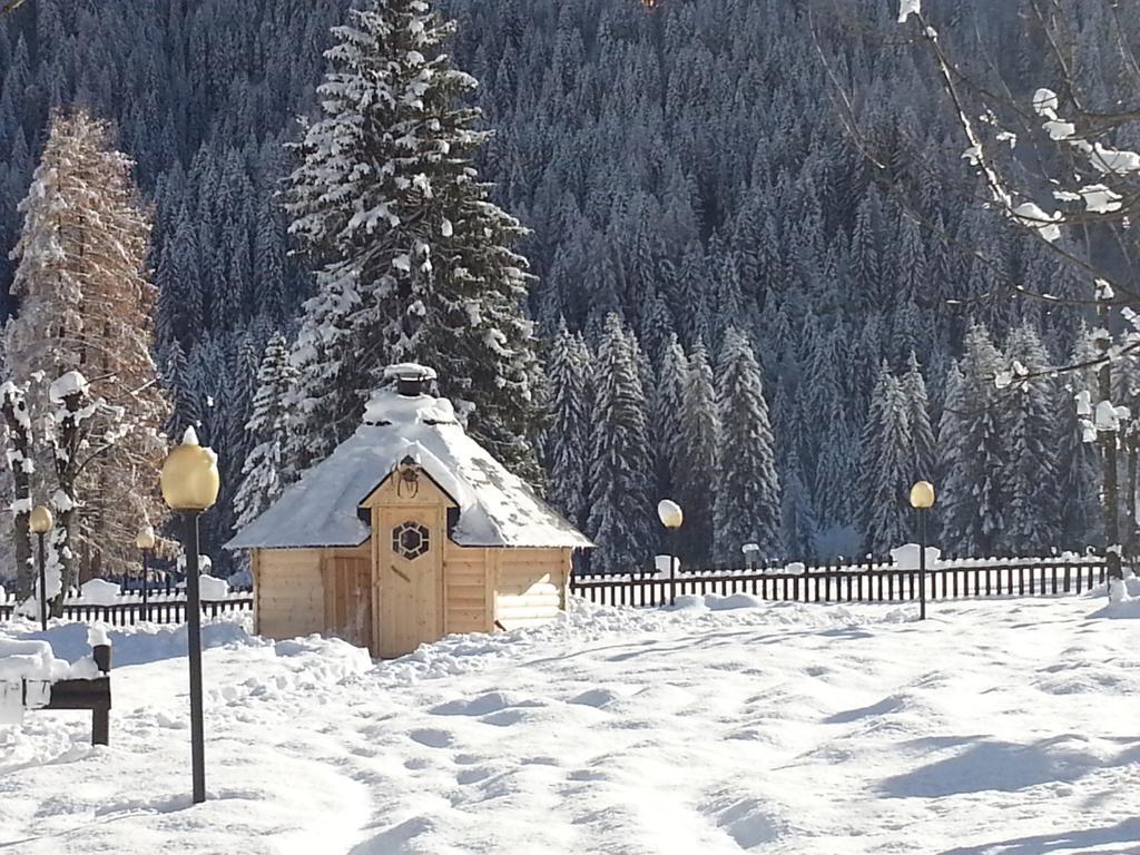 Hotel Stella Alpina Фалкаде Екстериор снимка