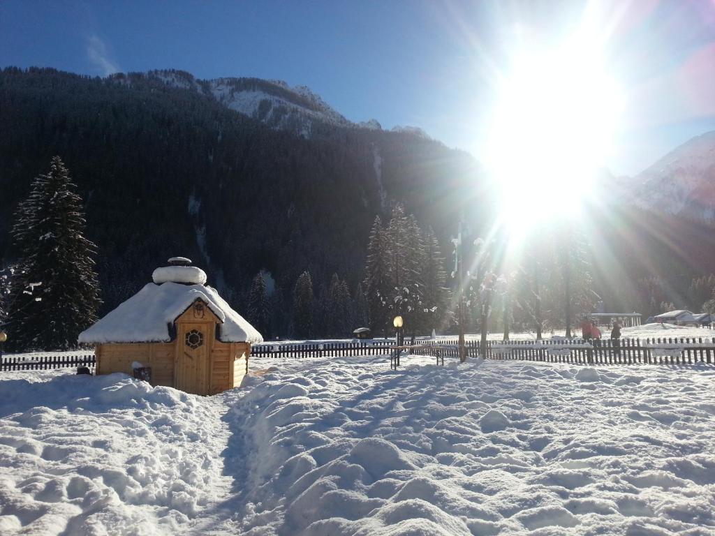 Hotel Stella Alpina Фалкаде Екстериор снимка